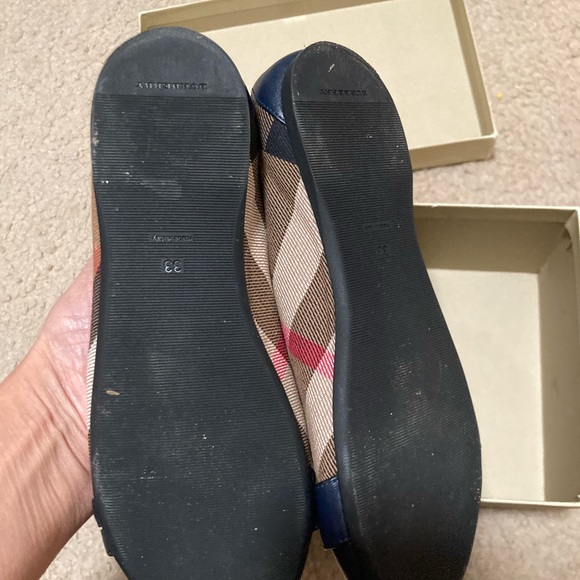 Burberry child Navy Ballet Flats - Picture 3 of 8